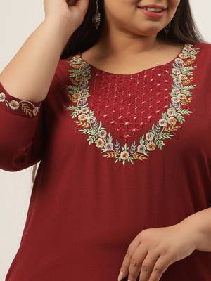 Maroon plain cotton kurtas-and-kurtis 4