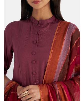 Suta Women's Purple Viscose Rayon Solid Kurta Set with Dupatta 3