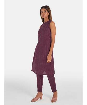 Suta Women's Lavender Striped Cotton Blend Kurta Set without Duppata 1