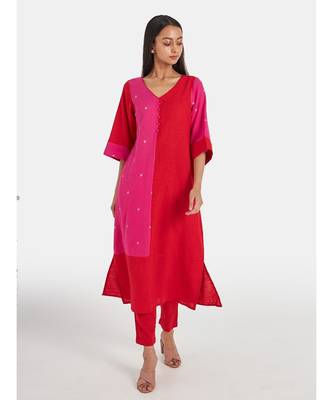 Suta Women's Purple Self Design Pure Cotton Kurta Set without Duppata 1