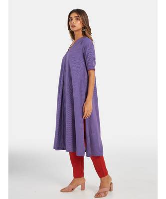 Suta Women's Multi Striped Pure Cotton Kurta Set without Duppata 3