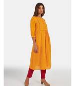 Suta Women's Purple Self Design Pure Cotton Kurta Set without Duppata