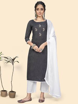 Vbuyz Women'S Embroidered Straight Cotton Bland Black Stitched Kurta Pant With Dupatta 1
