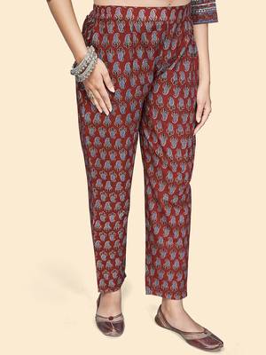 Vbuyz Women'S Print & Gota Patti Anarkali Cotton Maroon Stitched Kurta Pant With Dupatta 8