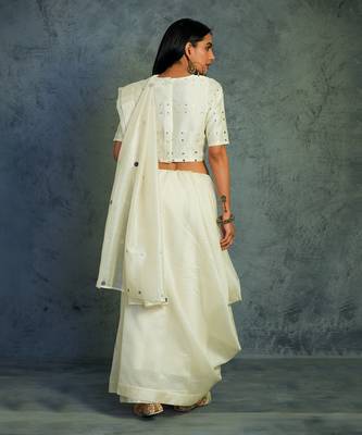 Chanderi Off-white Saree With Full sleeve Blouse  2