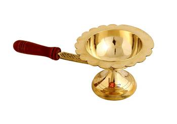 ROLIMOLI Brass Dhuni Diya With Wooden handle For Pooja havan 2