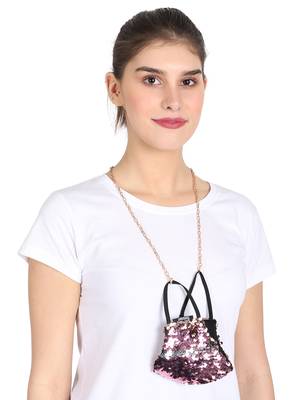 3-Ply Reusable Sculpted Sequin Fashion Mask With Lanyard Chain 4