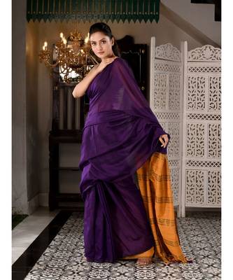 This is  Violet Cotton  handwoven saree with zari in pallu  from Charukriti 4