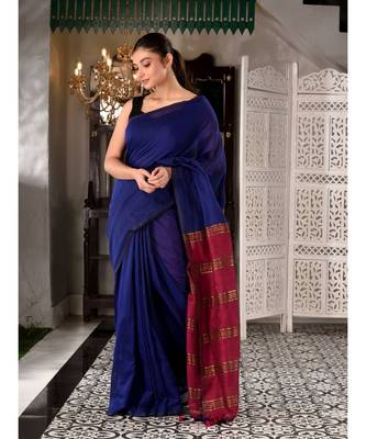 This is  Blue Cotton  handwoven saree with zari in pallu  from Charukriti 4