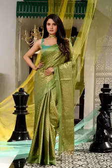 This is  Light Green Blended Silk textured handwoven saree  from Charukriti