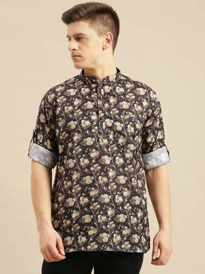 Sanwara Men Deep Blue Printed Cotton Rolled Up Sleeves Short Kurta PR23 1