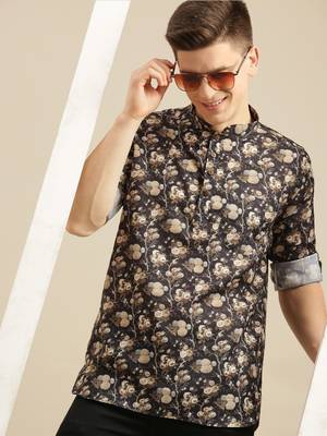 Sanwara Men Deep Blue Printed Cotton Rolled Up Sleeves Short Kurta PR23 5