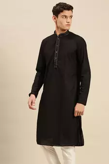 Sanwara Men Black Cotton Chikankari Embroidery Kurta