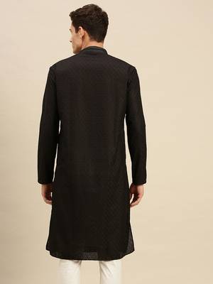 Sanwara Men Black Cotton Chikankari Embroidery Kurta 4
