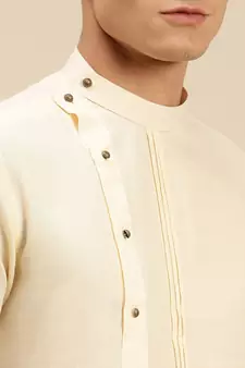Sanwara Men Solid Beige Cotton Short Kurta