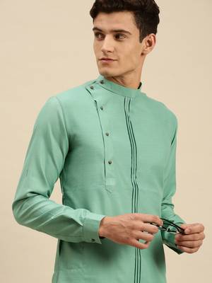 Sanwara Men Solid Jade Green Cotton Short Kurta 3