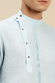 Sanwara Men Solid Sky Blue Cotton Short Kurta