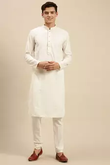 Sanwara Men Off White Cotton Chikankari Embroidery Kurta Pyjama