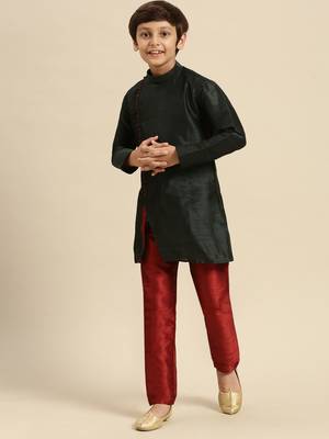 Solid Fourleaf Green Art Silk Kurta For Boys 4