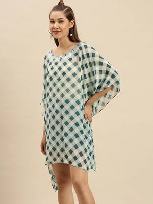 Deep Green Checked Floral Design Stone Work Kaftan 2