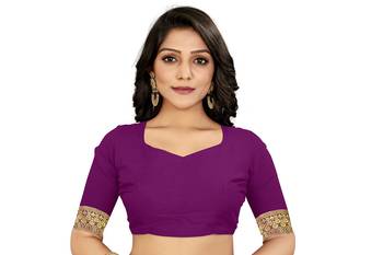 Magenta woven banarasi silk saree with blouse 5