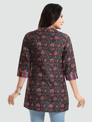 Black printed rayon short-kurtis 4