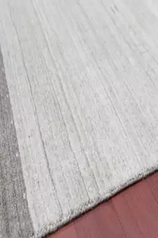 Light Gray Woolviscose Blend 3X5 Feet  Hand-Woven by Saraswati Global