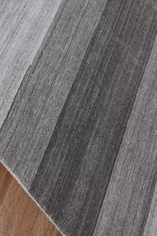 Light Gray Woolviscose Blend 5x8 Feet  Hand-Woven by Saraswati Global