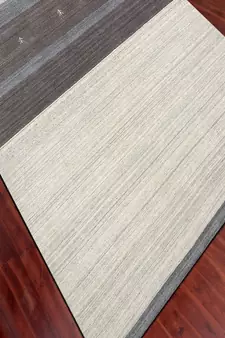 Ivory Woolviscose Blend 5x8 Feet  Hand-Woven by Saraswati Global