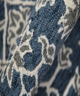 Navy Wool Romania 4x6 Feet  Hand-Tufted by Saraswati Global 2