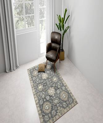 Gray Wool Romania 5x8 Feet  Hand-Tufted by Saraswati Global 1