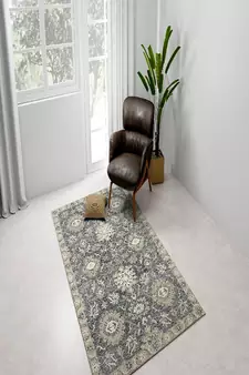 Gray Wool Romania 5x8 Feet  Hand-Tufted by Saraswati Global