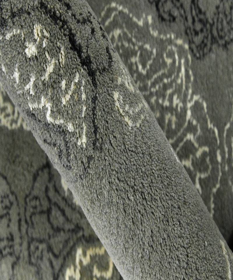 Ice Blue Wool & Viscose Serendipity 4x6 Feet  Hand-Tufted by Saraswati Global