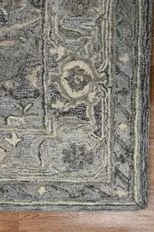 Gray Woolviscose Vestige 5X7.6 Feet  Hand-Tufted by Saraswati Global
