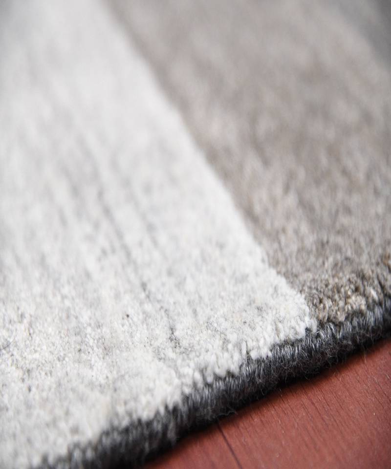 Charcoal Blended  Wool Blend 4X6 Feet  Hand-Woven by Saraswati Global