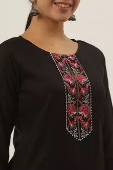 Black embroidered cotton cotton-tops
