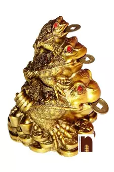 Feng Shui Triple Frog Family with Coins (9.5 Cms) (1 Pc)