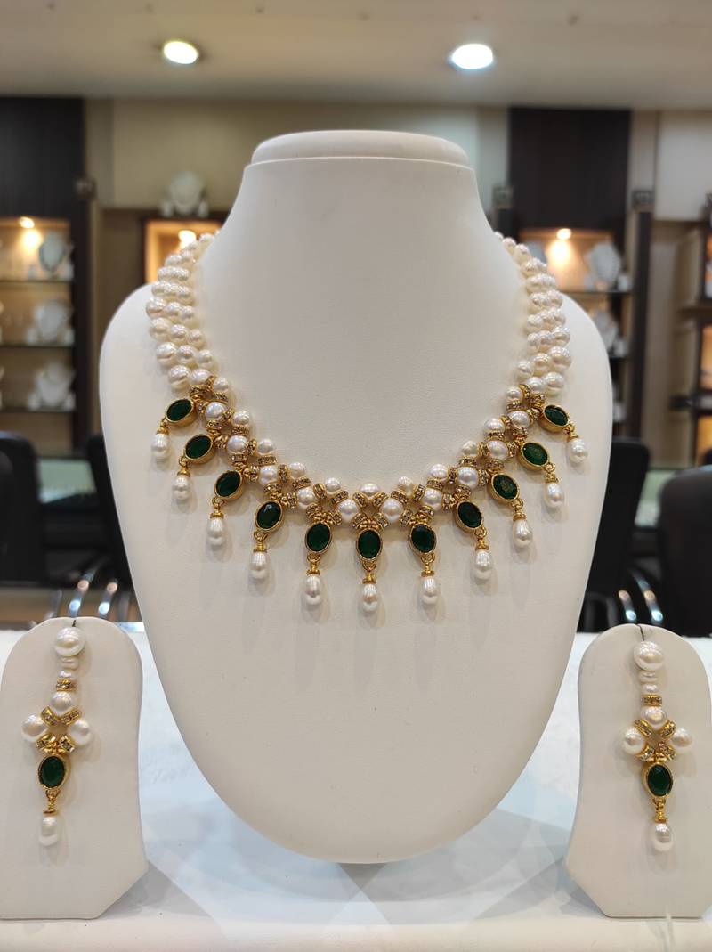 Green pearl necklaces