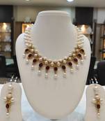 Red pearl necklaces
