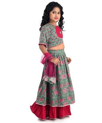 Kinder Kids Girls Green  Pink Block Print Ready to Wear Lehenga  Blouse With Dupatta 2