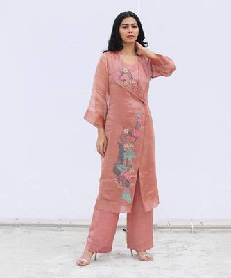 Linen Embroidered Pink Kurta Sets 1