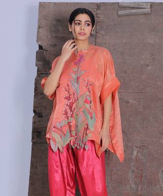 Linen Embroidered Pink Kurta Sets 2