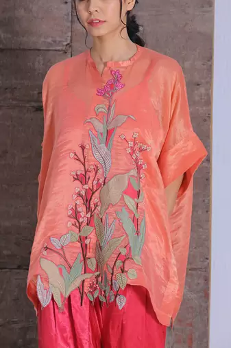 Linen Embroidered Pink Kurta Sets