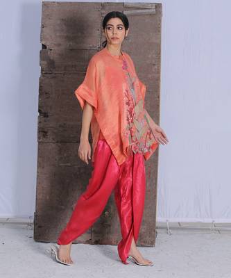 Linen Embroidered Pink Kurta Sets 5