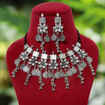 Silver necklace-sets 2