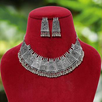 Silver necklace-sets 2