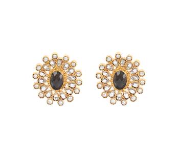 Gold pearl earrings 2