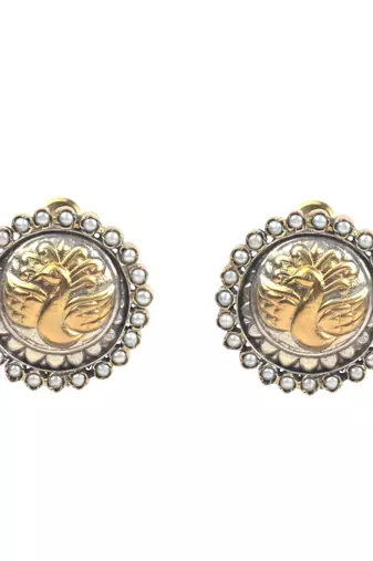Gold earrings