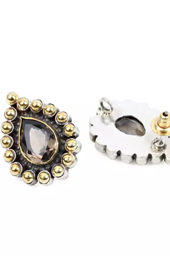 Silver pearl earrings