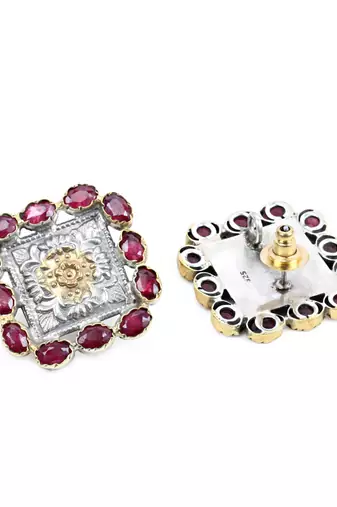 Gold onyx earrings